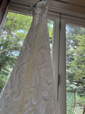 Bridal gown/Hailey Paige